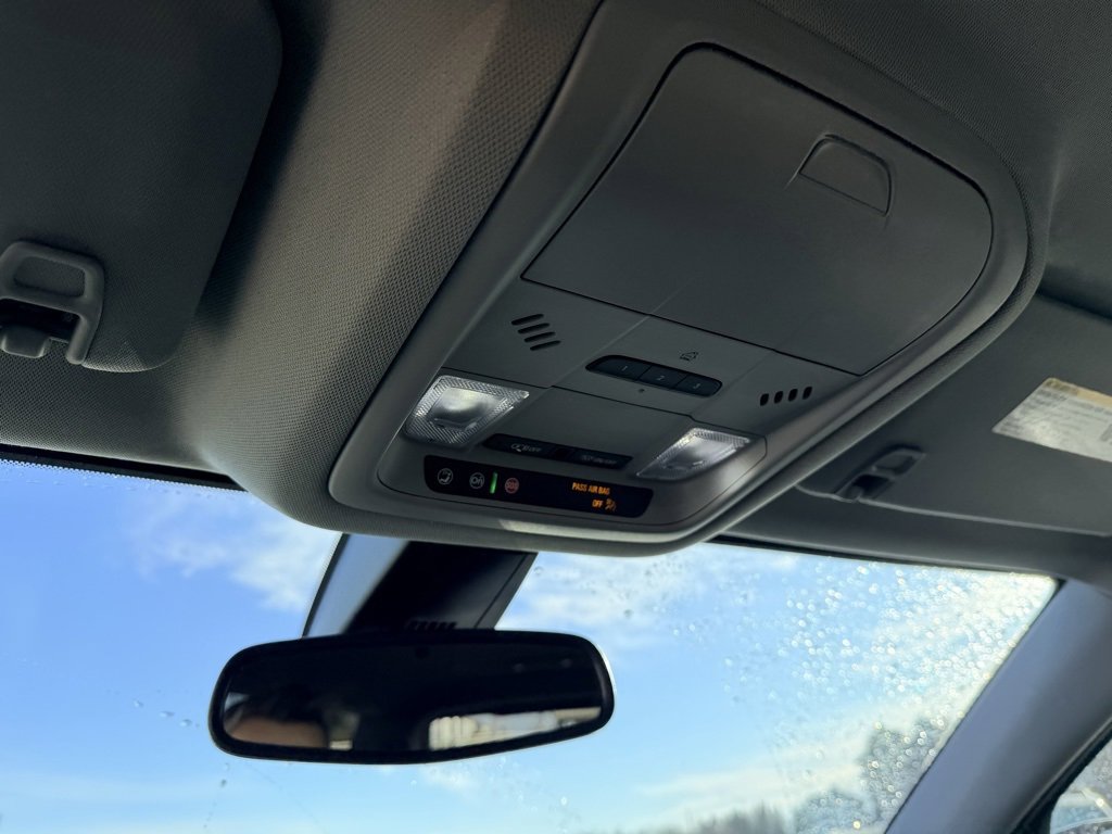 Used 2022 GMC Acadia AT4 image 26