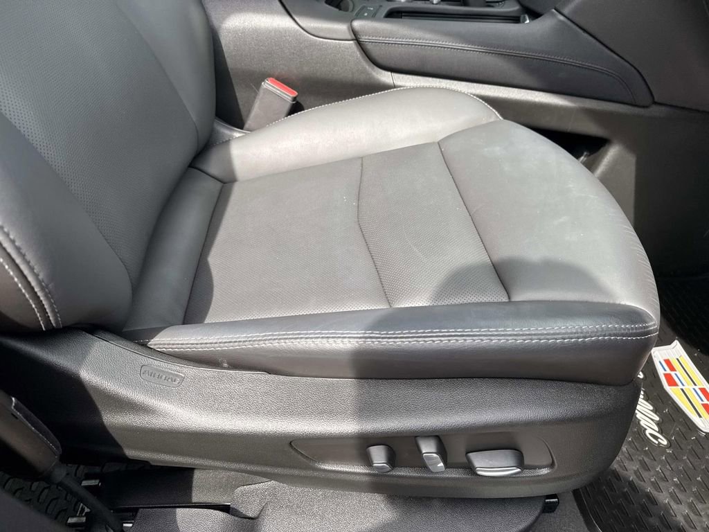 Used 2024 Cadillac XT5 Premium Luxury image 12