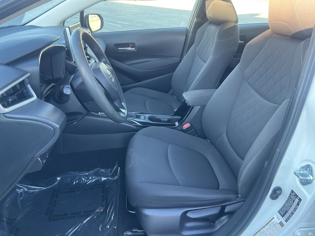 Used 2020 Toyota Corolla LE image 15