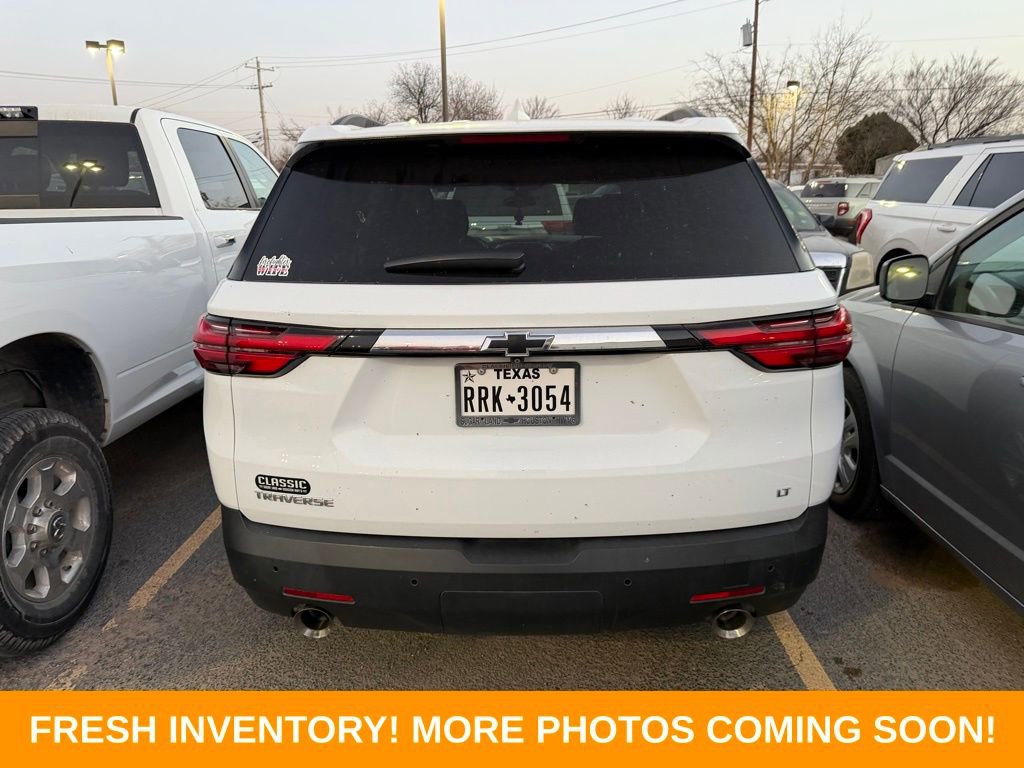 Used 2022 Chevrolet Traverse LT image 5