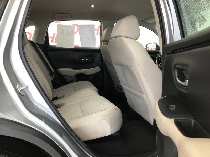 Used 2024 Honda HR-V LX image 10