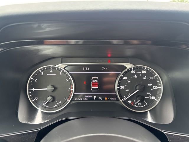 Used 2024 Nissan Pathfinder SL FWD image 14