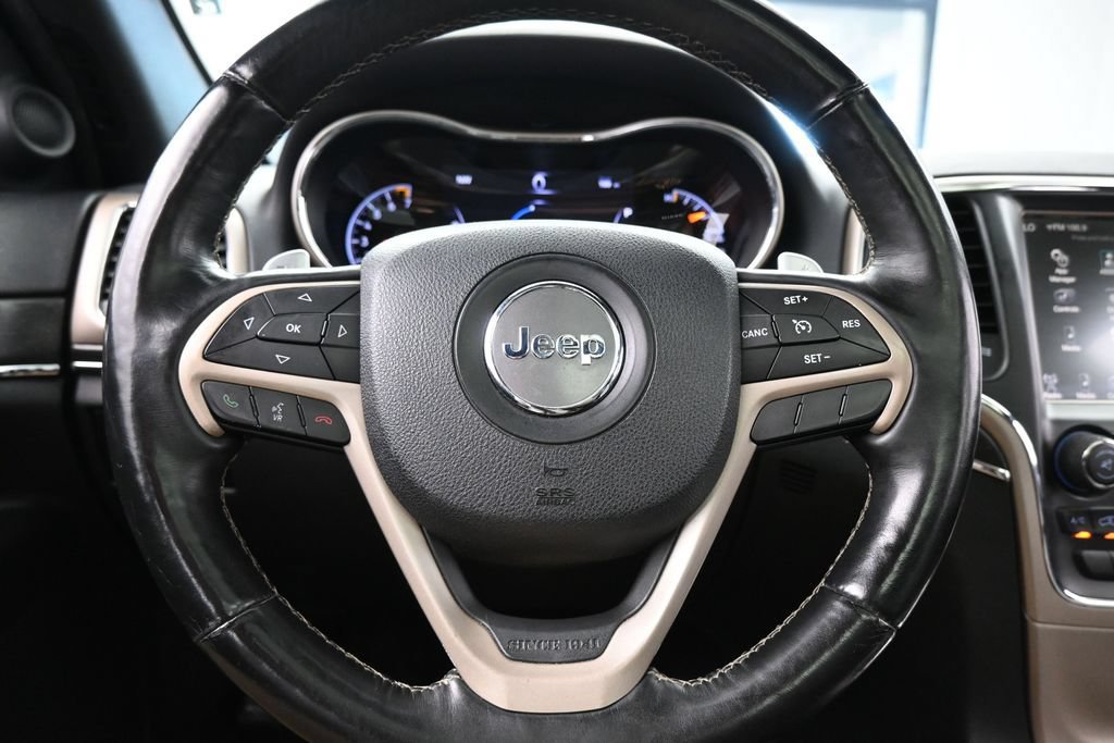 Used 2017 Jeep Grand Cherokee Limited w/ Luxury Group II RWD image 25