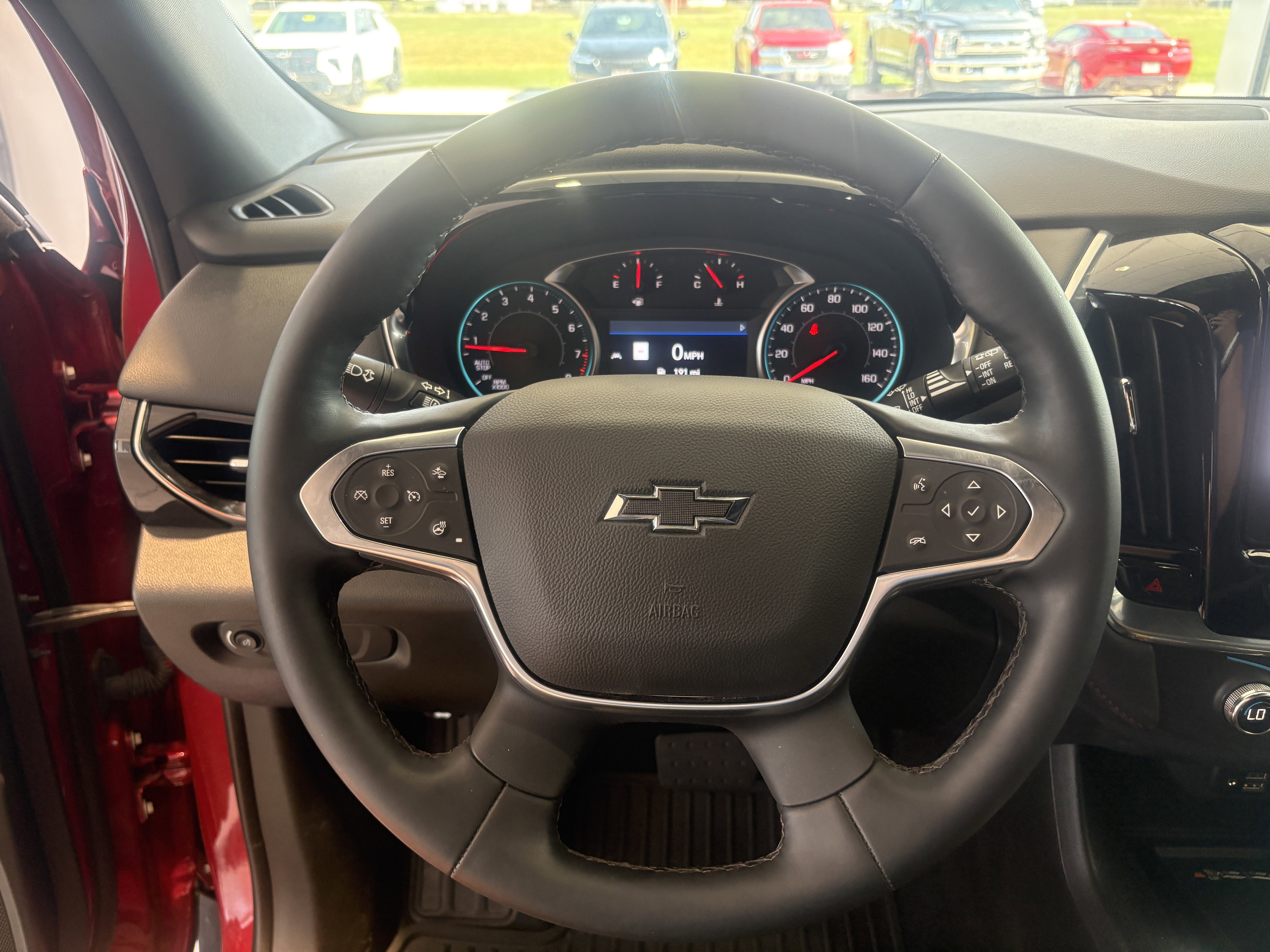 Used 2023 Chevrolet Traverse RS image 10