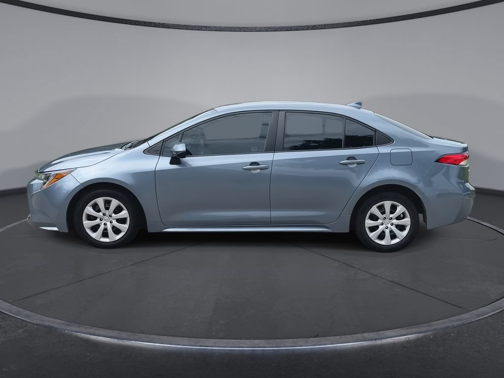 Used 2024 Toyota Corolla LE FWD image 5