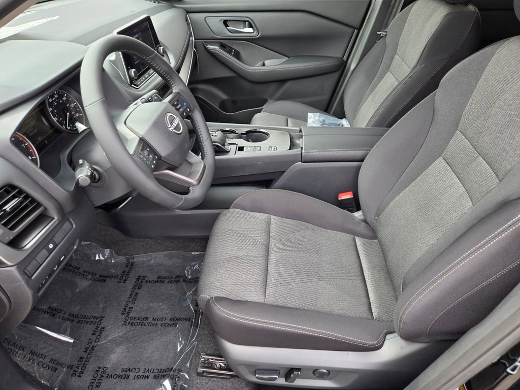 New 2026 Nissan Rogue SV FWD image 6