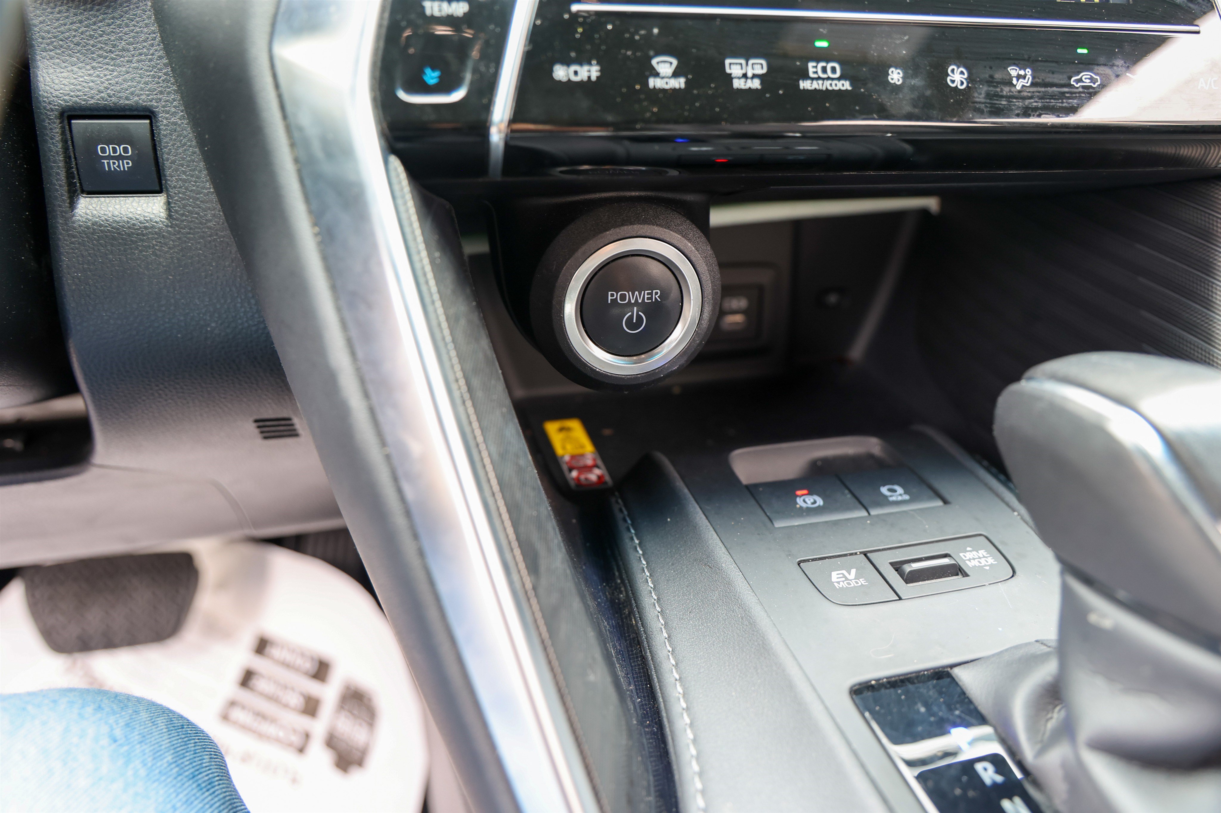 Certified 2024 Toyota Venza XLE AWD/4WD image 52