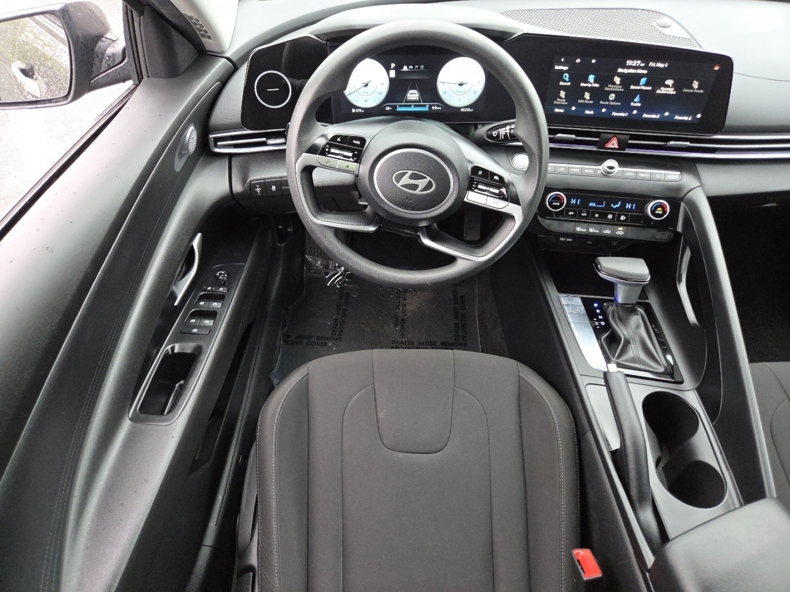 Used 2024 Hyundai Elantra SEL FWD image 27