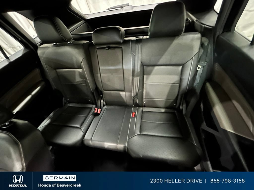 Used 2022 Volkswagen Atlas Cross Sport SEL R-Line AWD/4WD image 27