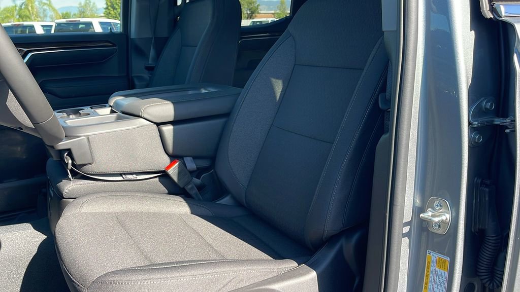 New 2026 GMC Sierra 1500 SLE w/ Preferred Package image 10