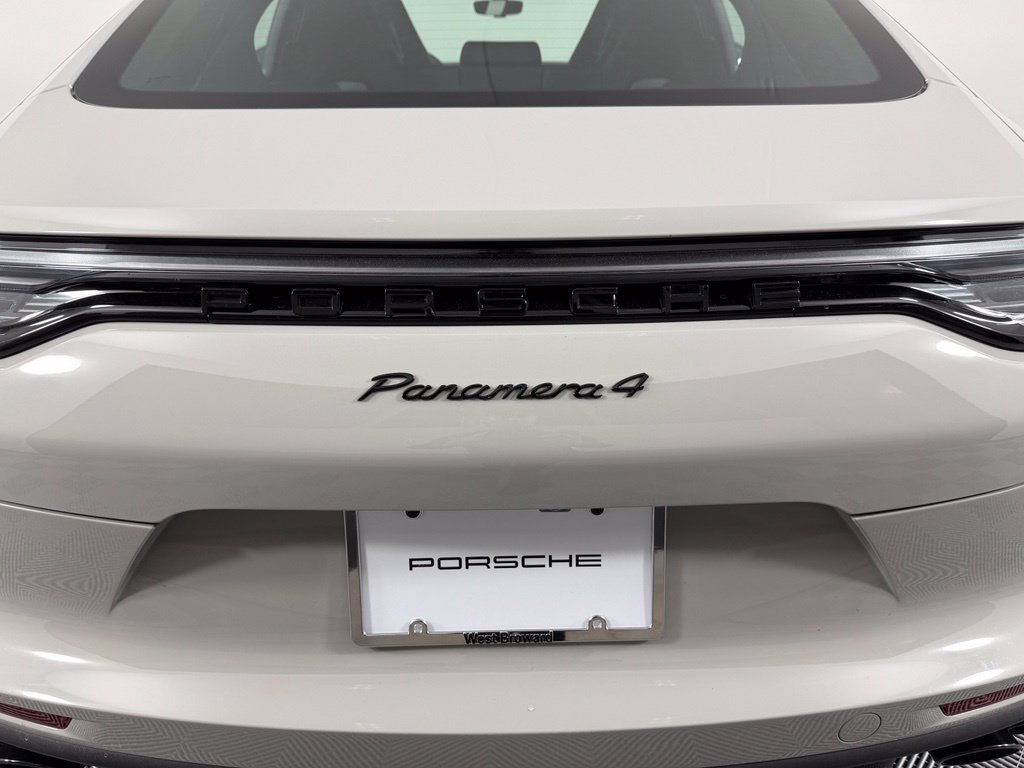 Certified 2023 Porsche Panamera 4 Platinum Edition AWD/4WD image 15