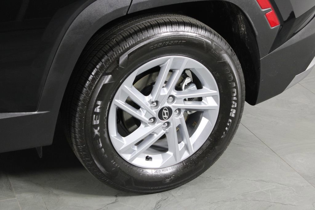 Certified 2026 Hyundai Tucson SE image 13