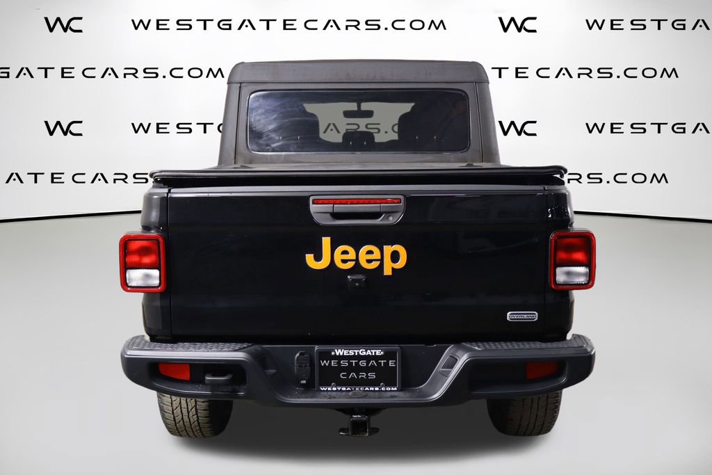 Used 2022 Jeep Gladiator Overland AWD/4WD image 4