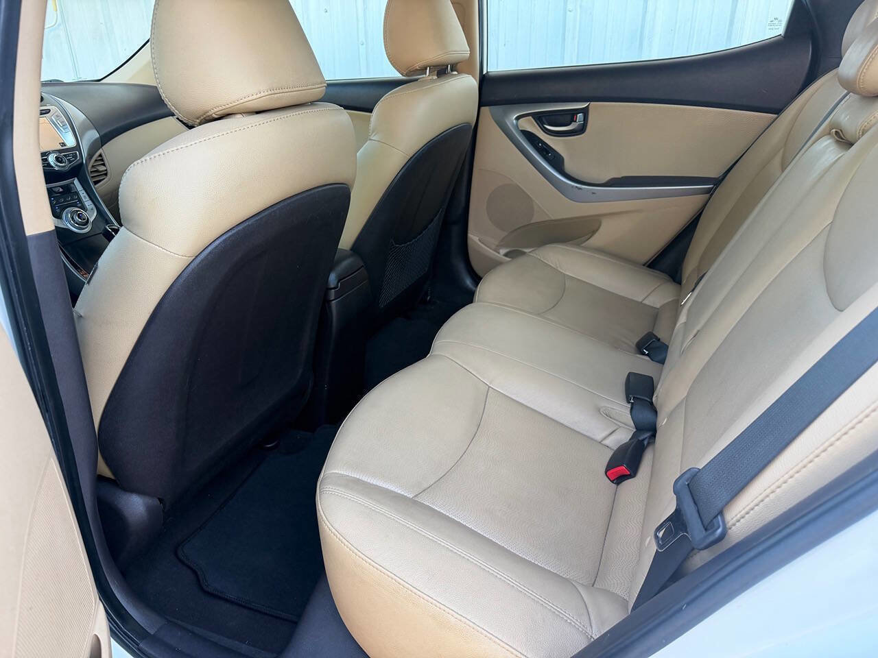 Used 2012 Hyundai Elantra Limited FWD image 19