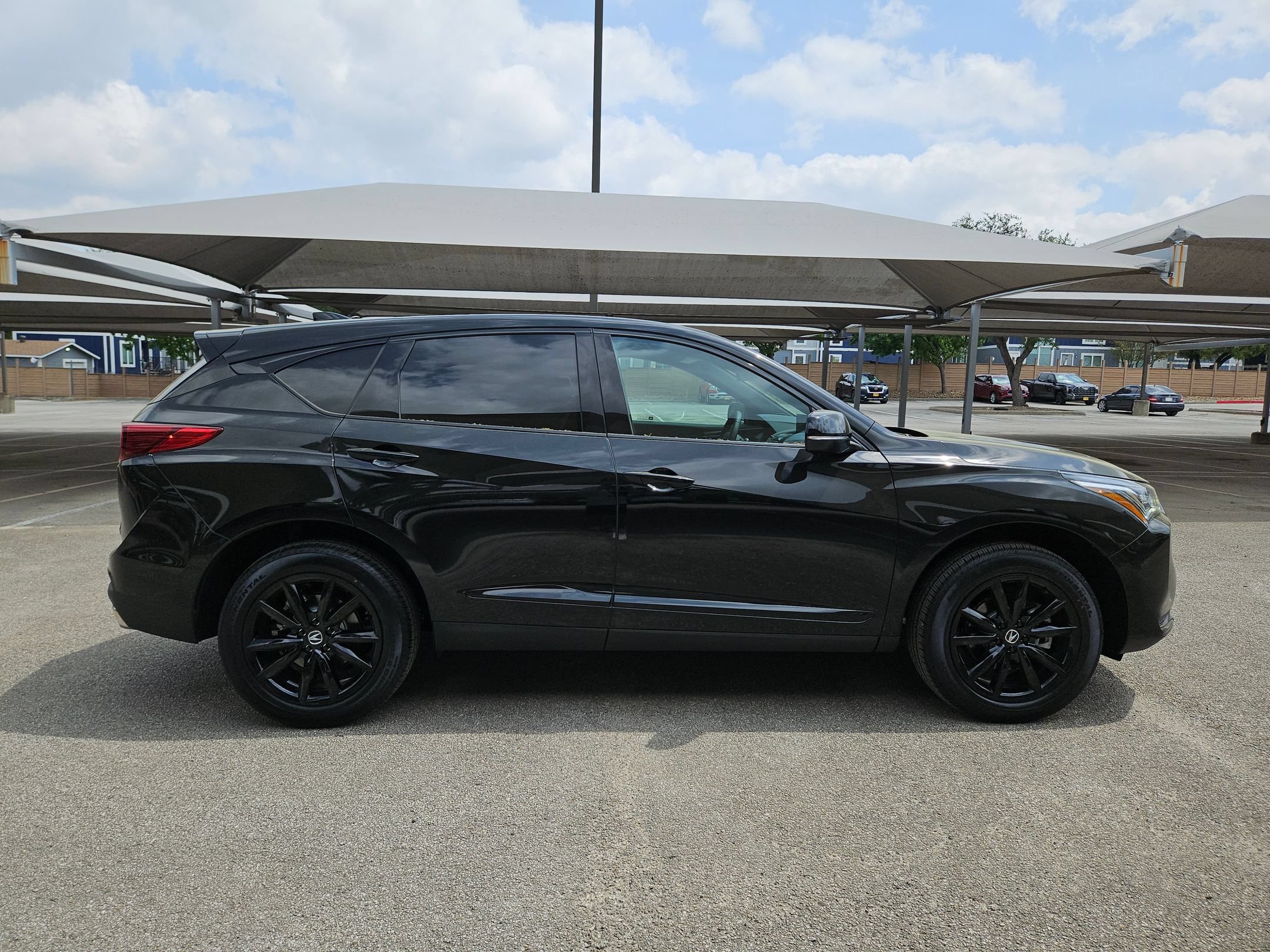New 2026 Acura RDX SH-AWD image 3