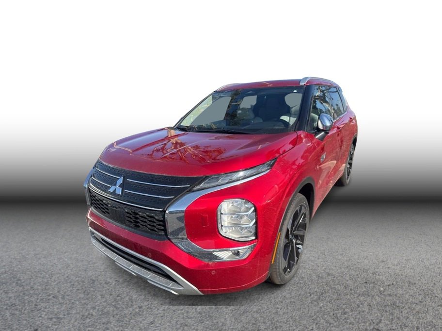 Used 2025 Mitsubishi Outlander SEL