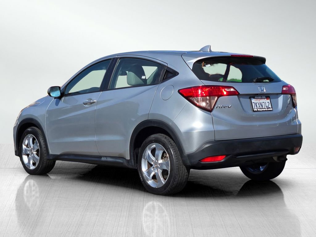 Used 2016 Honda HR-V LX image 6