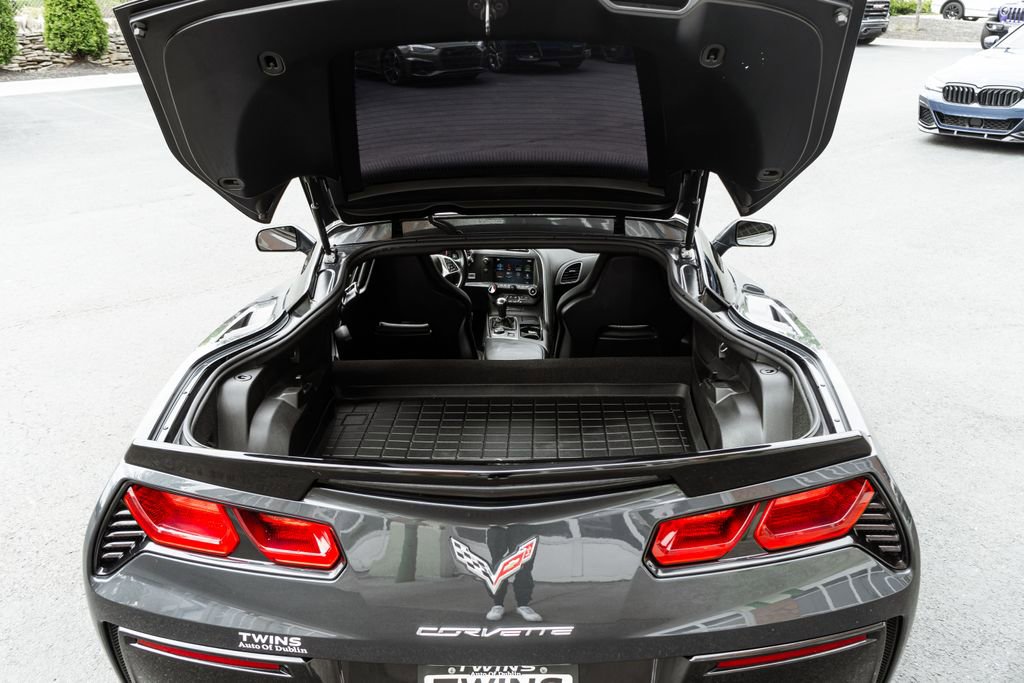 Used 2019 Chevrolet Corvette Stingray Coupe w/ Carbon Flash Badge Package RWD image 25