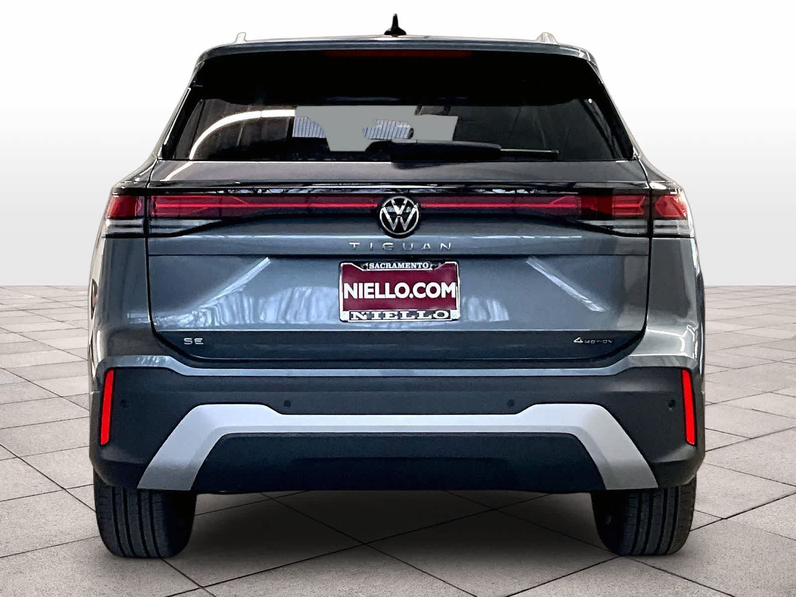 New 2026 Volkswagen Tiguan SE AWD/4WD image 4