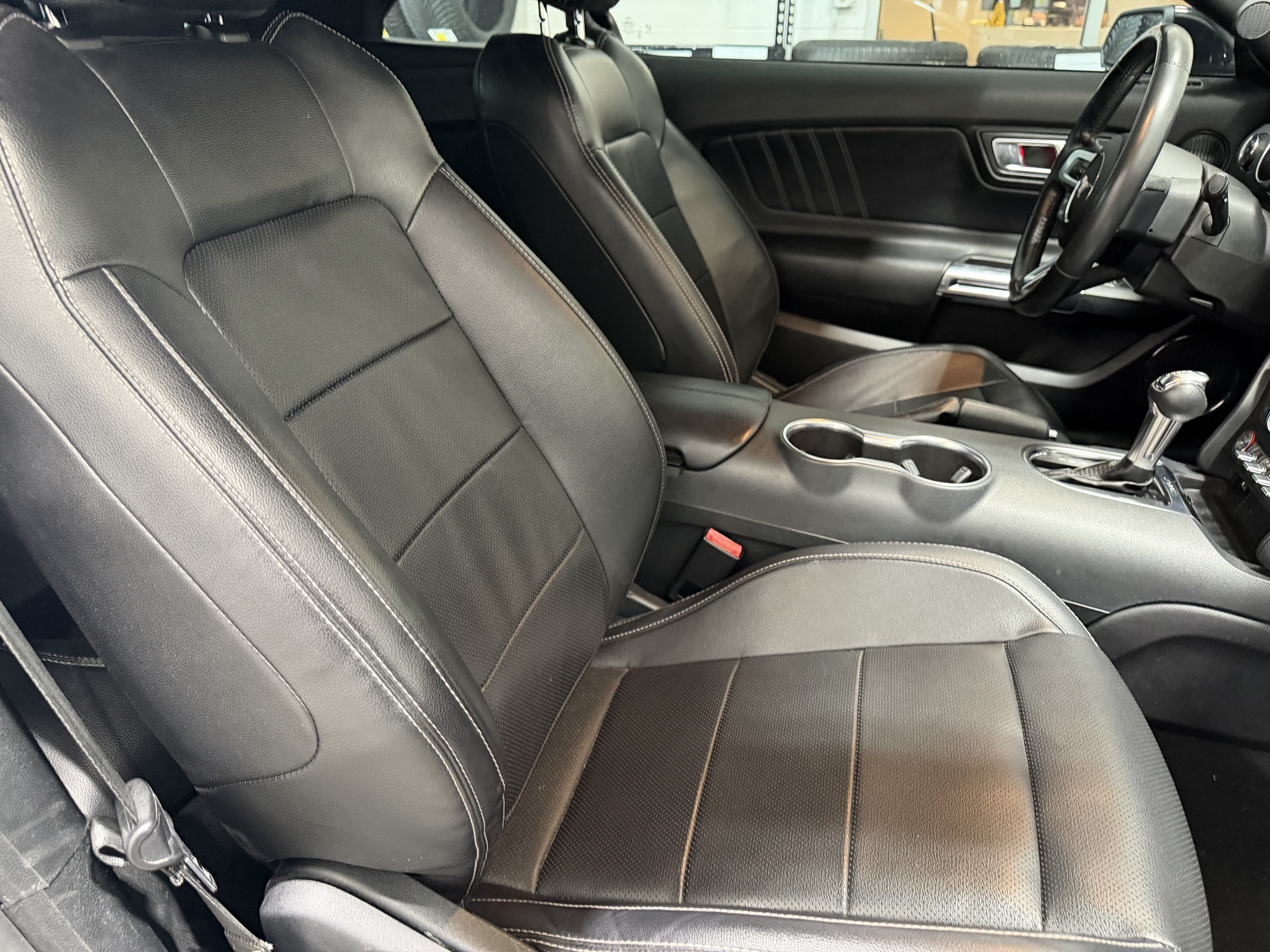 Used 2022 Ford Mustang Premium w/ Black Accent Package RWD image 21