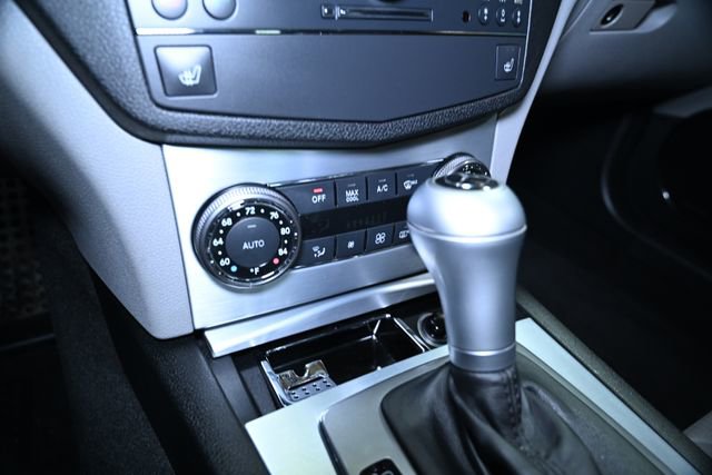 Used 2008 Mercedes-Benz C 300 Sedan image 29