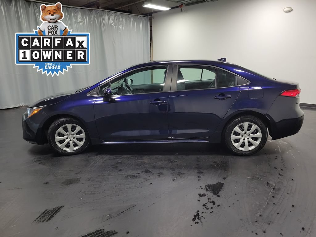 Used 2023 Toyota Corolla LE FWD image 5