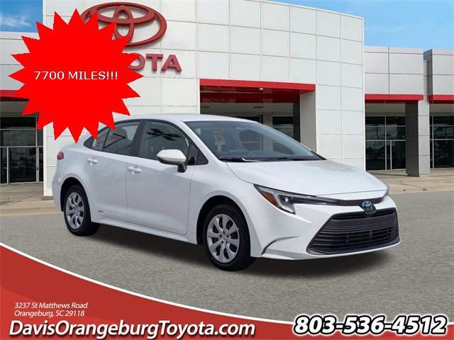 Used 2025 Toyota Corolla LE