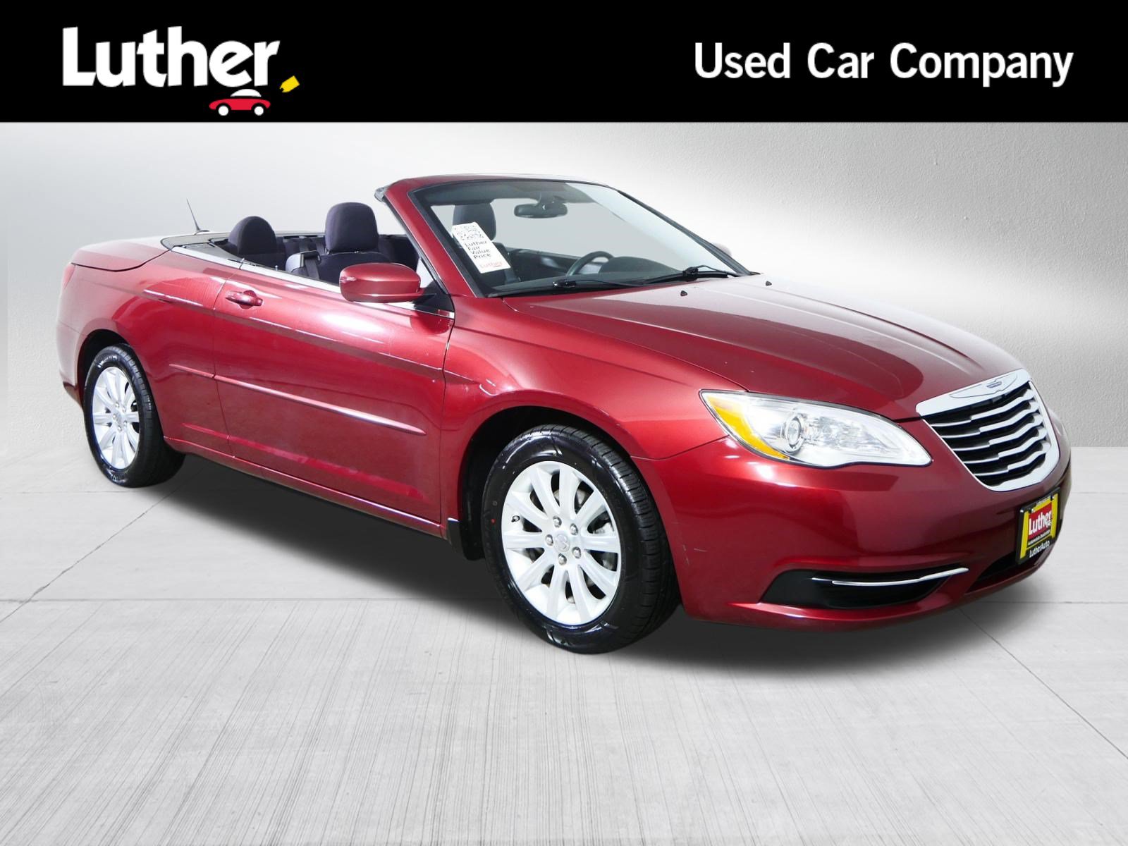 Used 2012 Chrysler 200 Touring FWD image 1