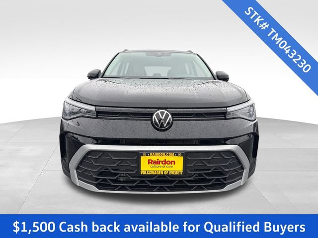 New 2026 Volkswagen Taos SE AWD/4WD image 2