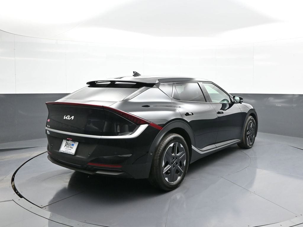 New 2025 Kia EV6 Light w/ Light LR Technology Package image 6