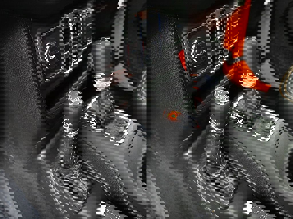 New 2025 Jeep Wrangler Unlimited Sahara image 20