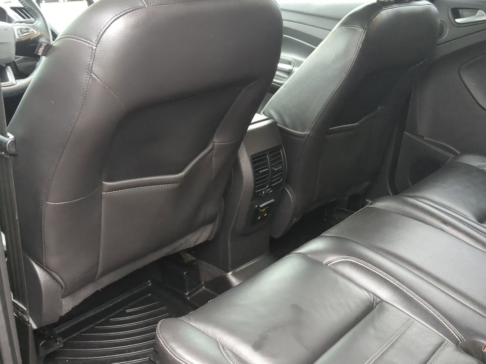 Used 2017 Ford Escape Titanium w/ Canadian Touring Package image 23