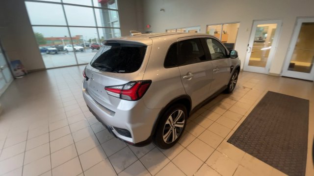Used 2025 Mitsubishi Outlander Sport ES AWD/4WD image 2