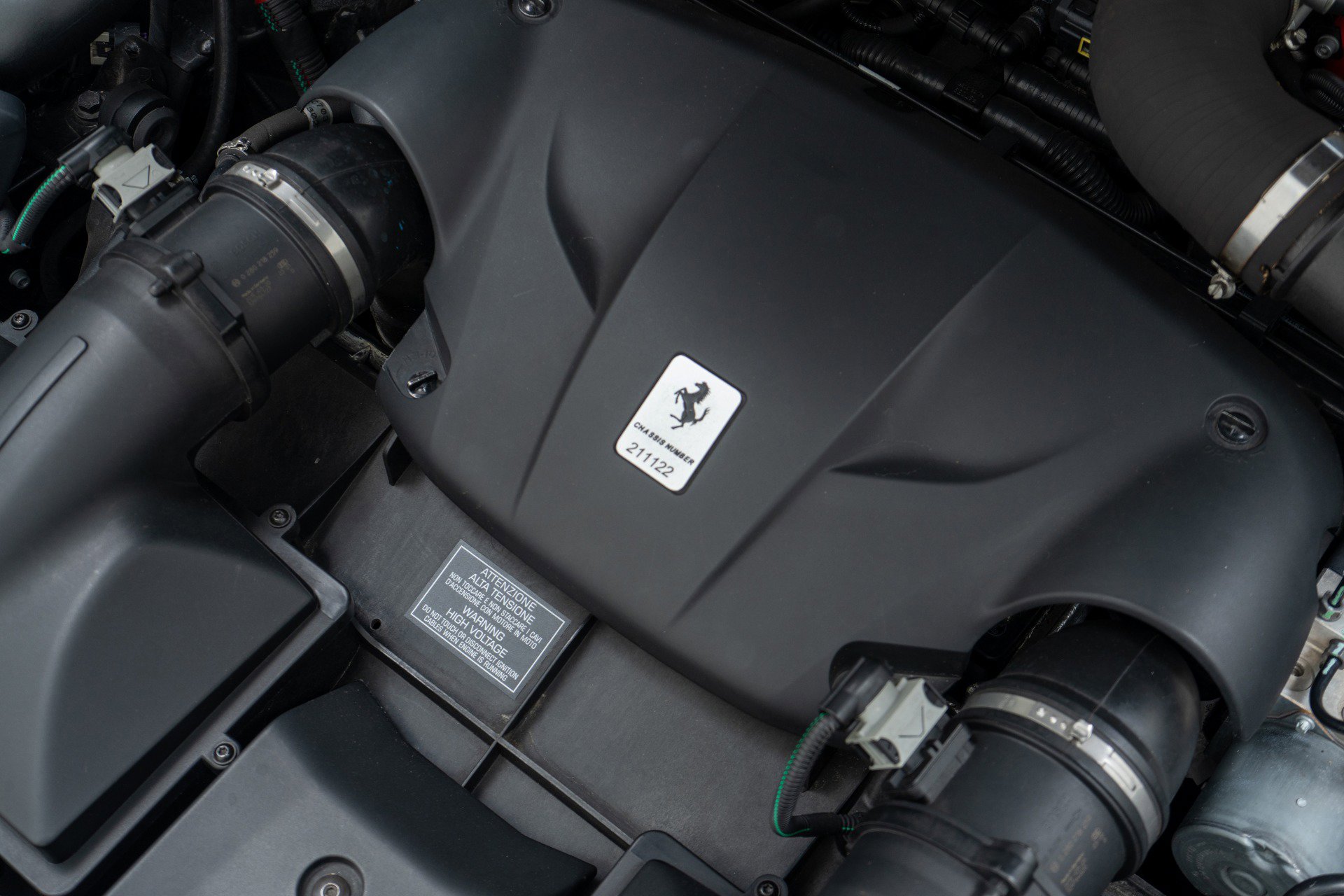 Used 2015 Ferrari California T RWD image 49