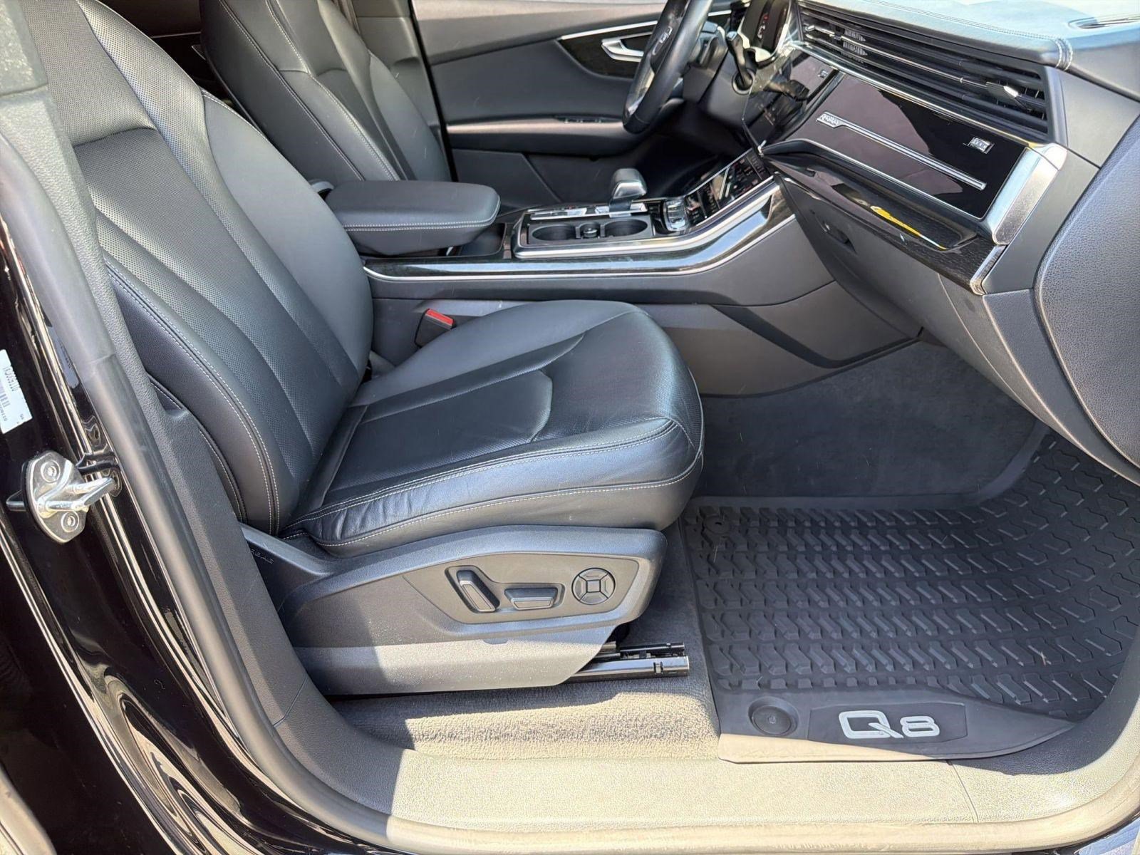 Used 2019 Audi Q8 Prestige w/ Towing Package AWD/4WD image 30