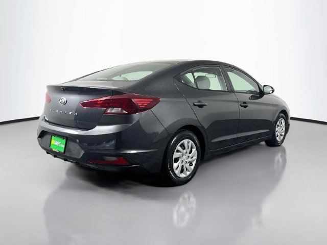 Used 2020 Hyundai Elantra SE FWD image 10