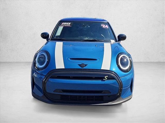 Used 2024 MINI Cooper SE FWD image 2