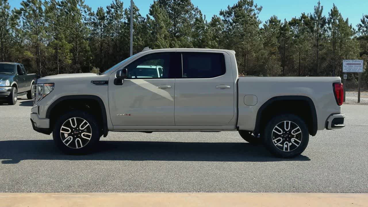 New 2026 GMC Sierra 1500 AT4 w/ Technology Package AWD/4WD image 5