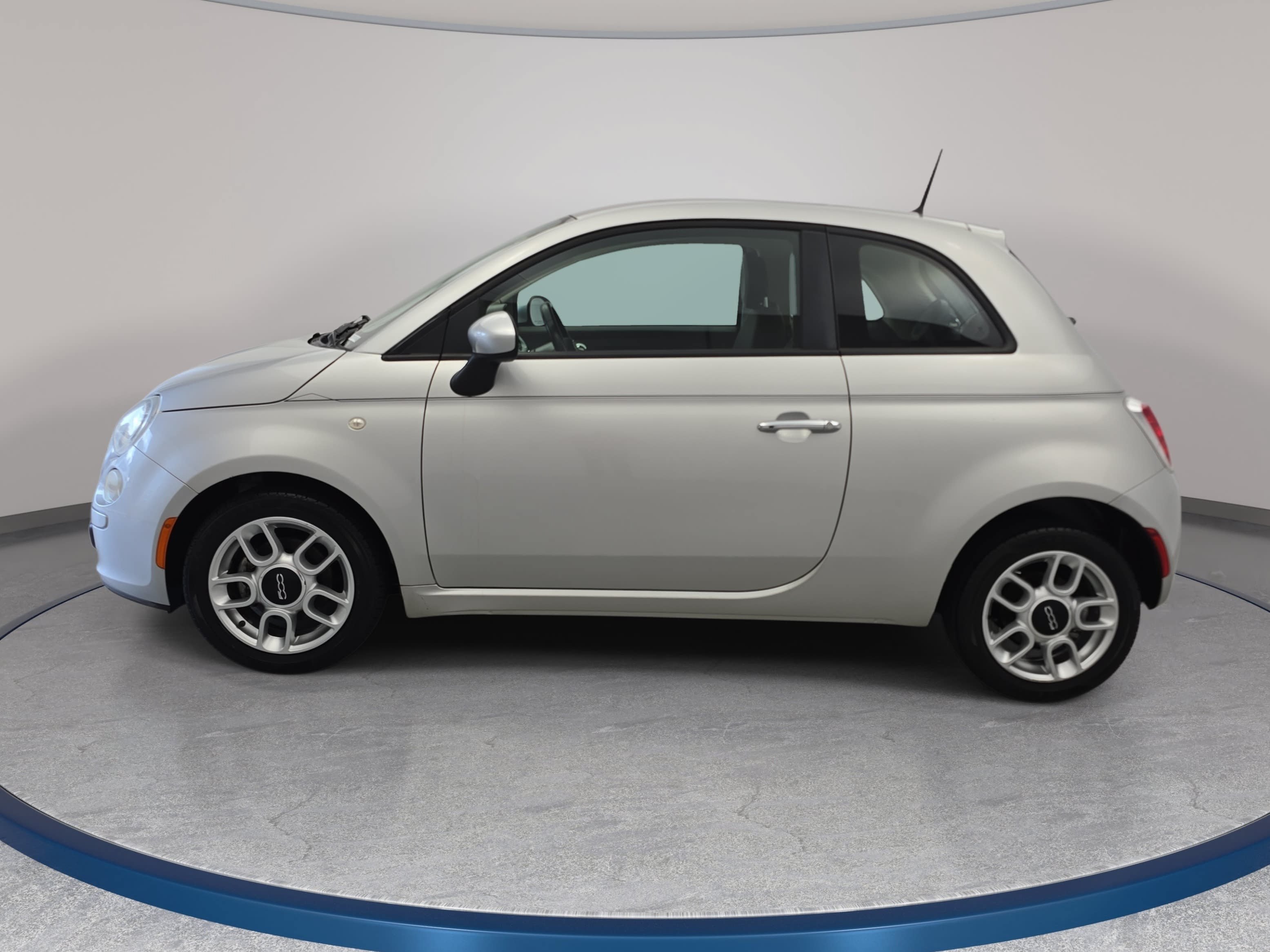 Used 2012 FIAT 500 Pop FWD image 8