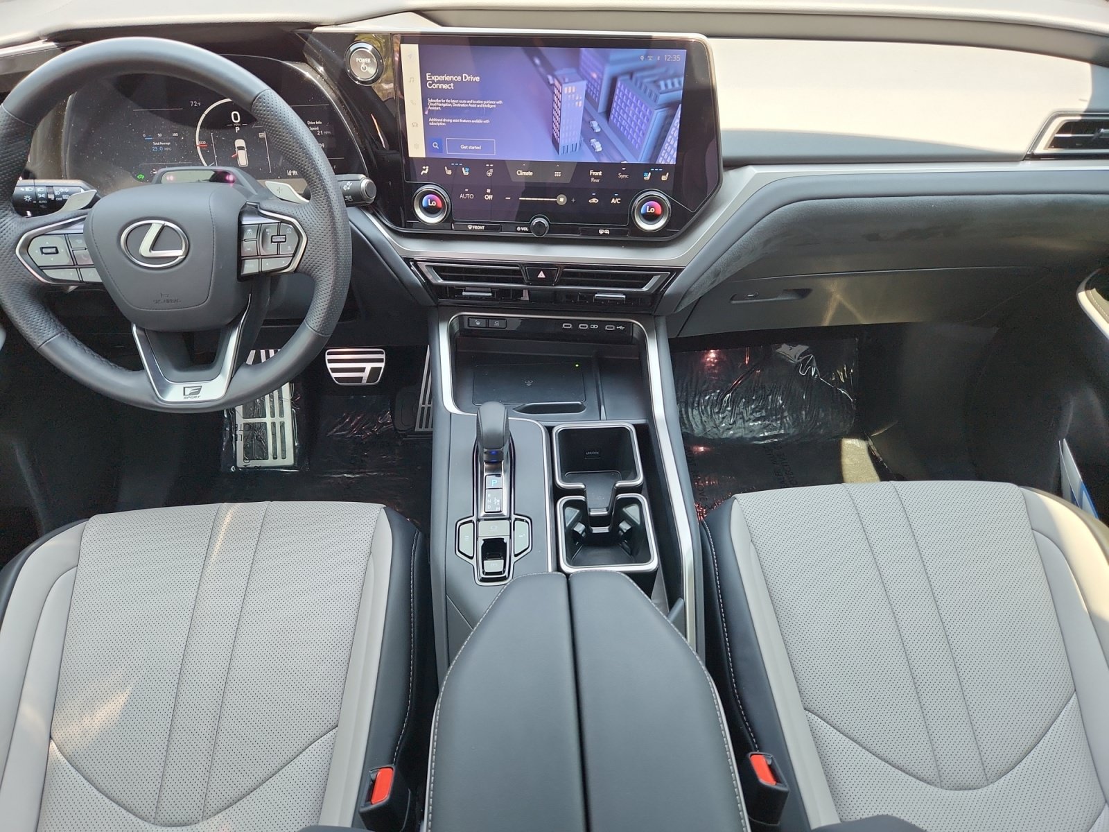 Certified 2026 Lexus TX 500h AWD w/ Technology Package image 19