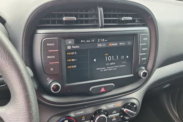 Used 2022 Kia Soul LX FWD image 17