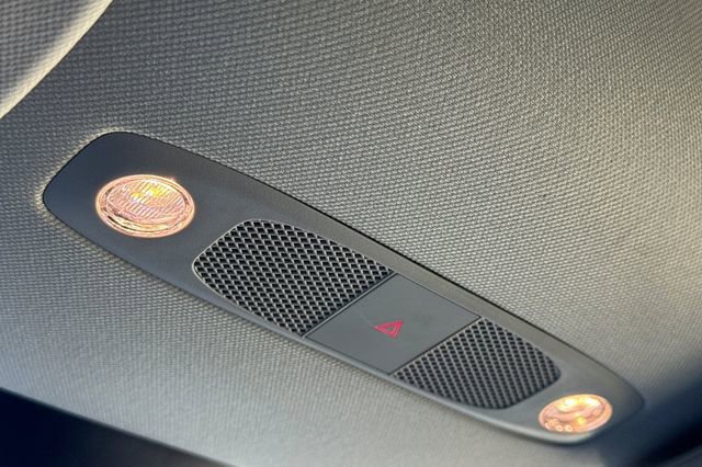 Used 2021 Tesla Model Y Long Range image 24