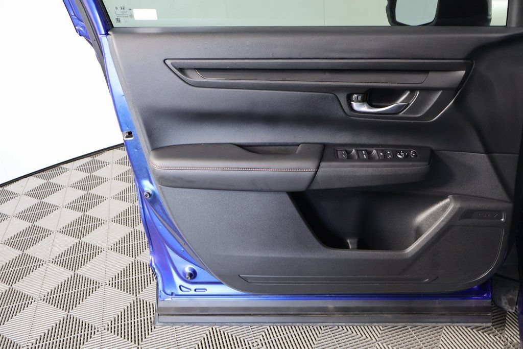 Used 2023 Honda CR-V Sport image 12