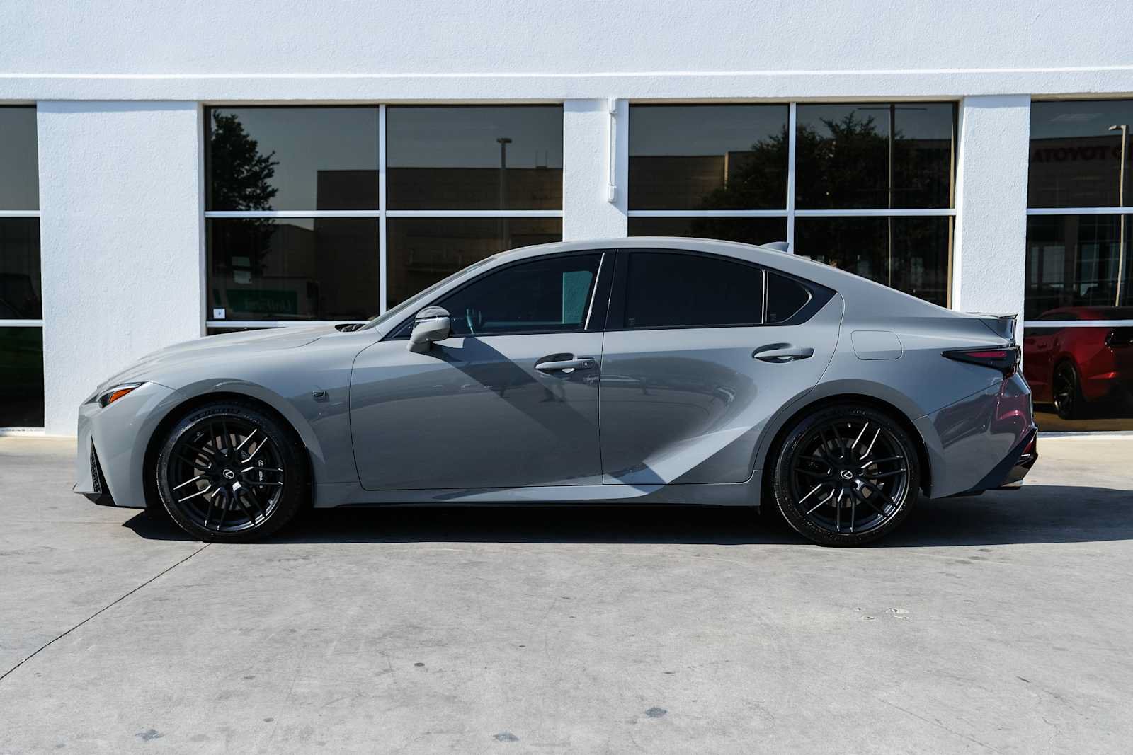 Used 2022 Lexus IS 500 RWD image 19
