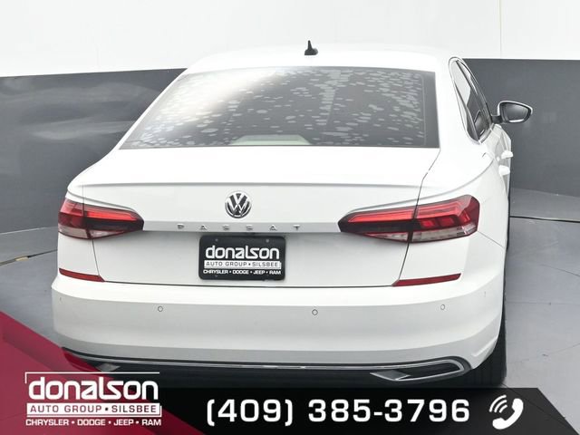 Used 2020 Volkswagen Passat 2.0T SEL image 4