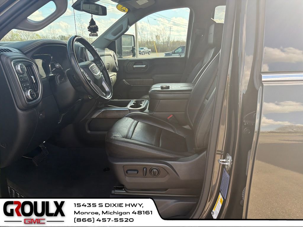 Used 2023 GMC Sierra 2500 Denali image 10