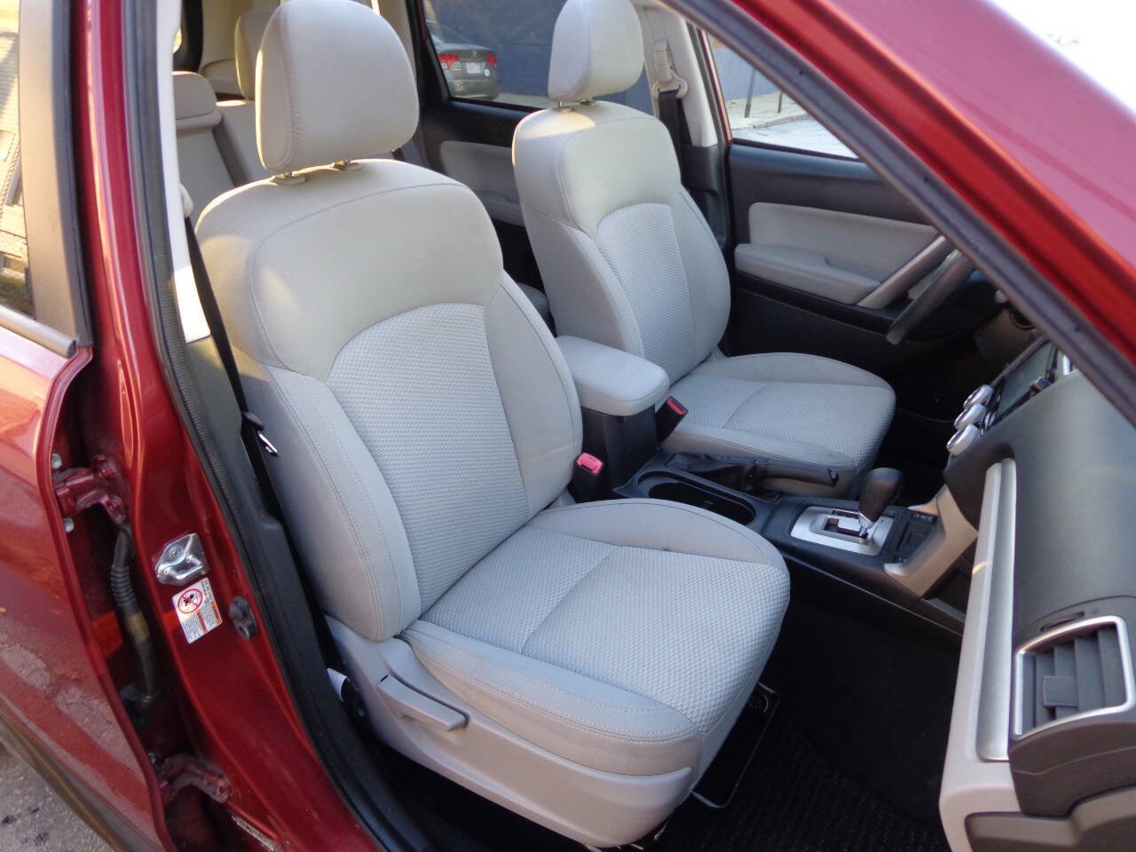 Used 2016 Subaru Forester 2.5i Premium w/ All-Weather Package image 37