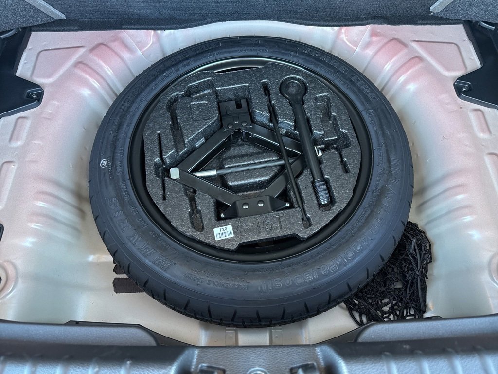 Used 2025 Kia Soul S image 32