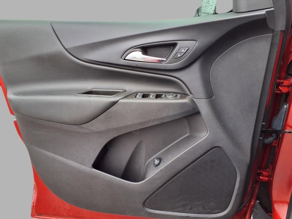 Used 2024 Chevrolet Equinox LT image 13