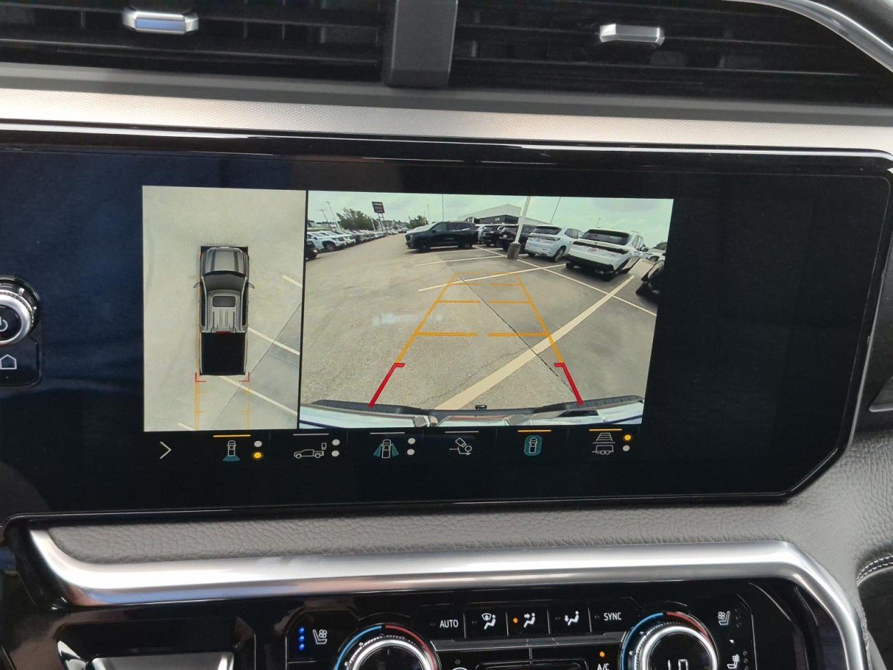 Used 2022 GMC Sierra 1500 Denali w/ Denali Reserve Package AWD/4WD image 28